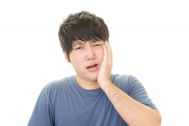 親知らずを抜くべきタイミングとは?生え方で変わる判断基準