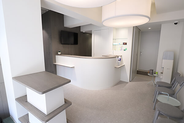 友枝歯科・矯正歯科クリニック博多駅前 博多駅前院