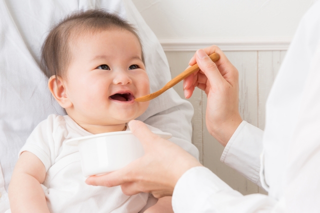 離乳食開始のタイミング
