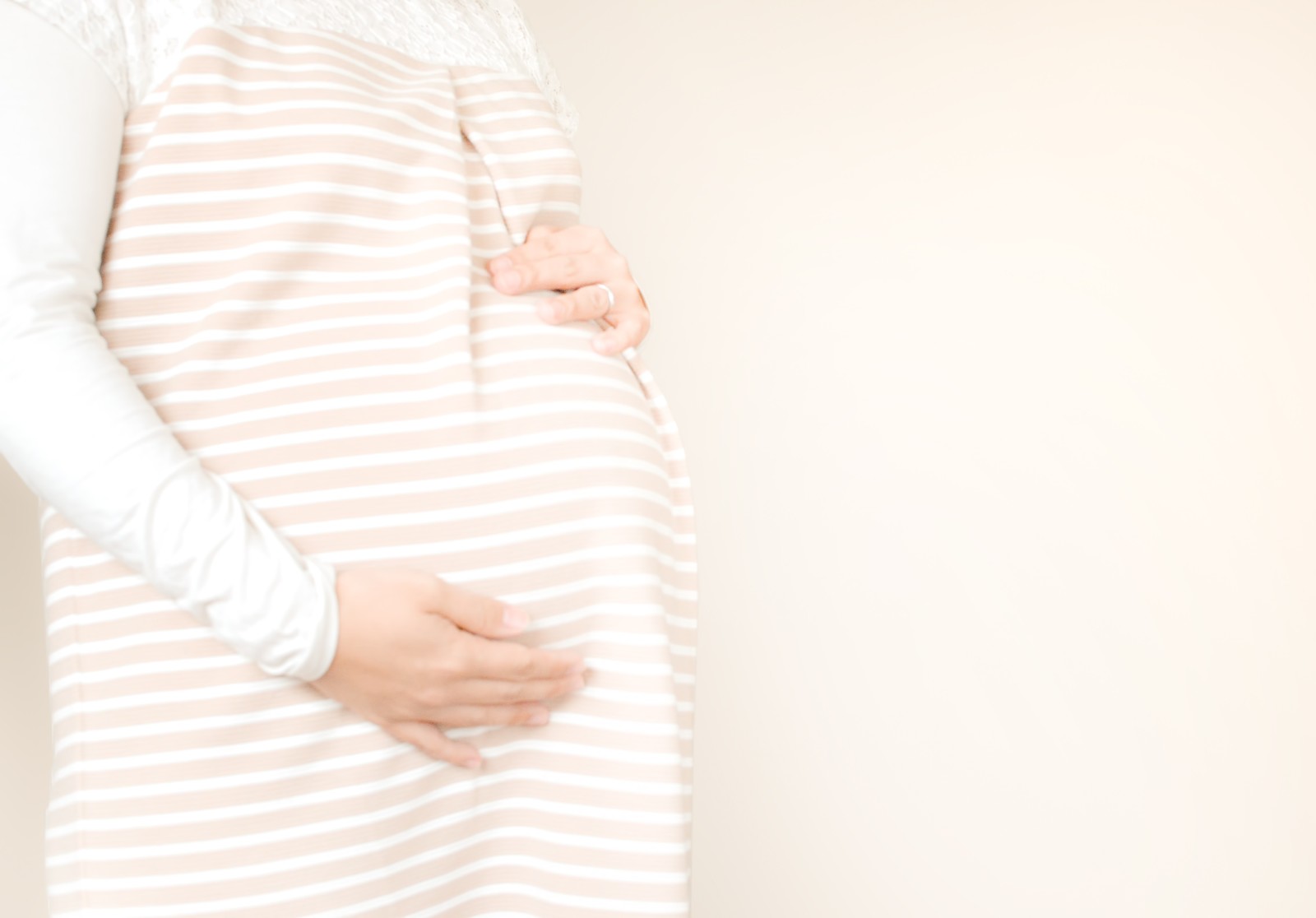 妊娠・出産時は歯周病になりやすい？妊娠性歯肉炎について