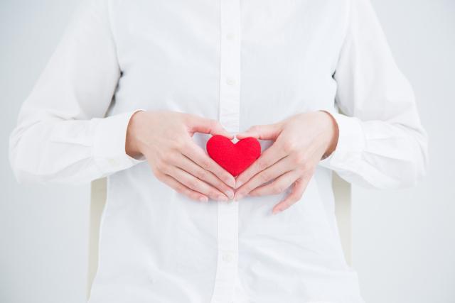 妊娠中に歯周病になりやすいって本当？歯医者に行ってもいいの？