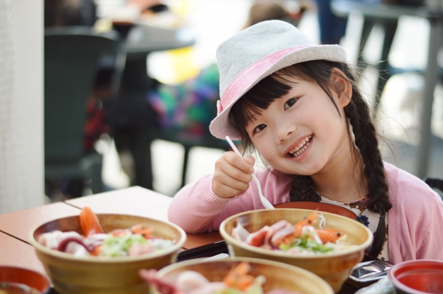 子どものすきっ歯は矯正すべき？